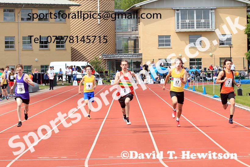 Mens U-17s and Boys U-15s 200 metres, 2022 Northern Inter Counties U17s and U15s Track and Field, York, Thursday, June 2nd. Photo: David T. Hewitson/Sports for All Pics
